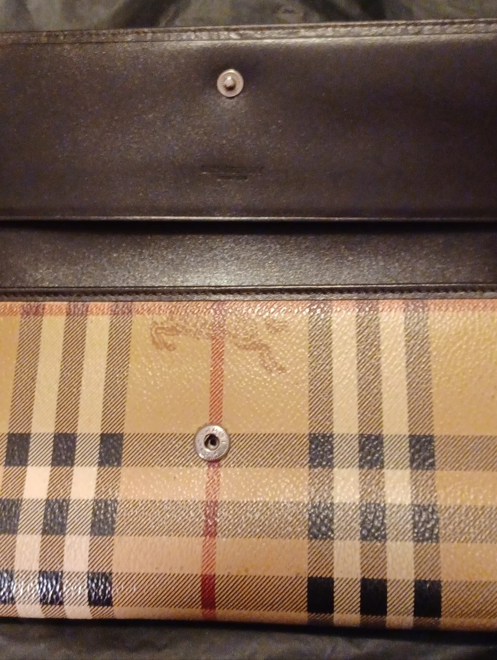 Vintage Burberry Haymarket Check Flap Wallet With knight & logo In brown trim.